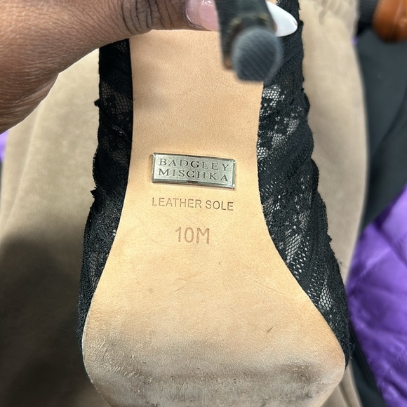 Badgley Mischka Lace Pointed Toe Heels - Picture 3 of 3